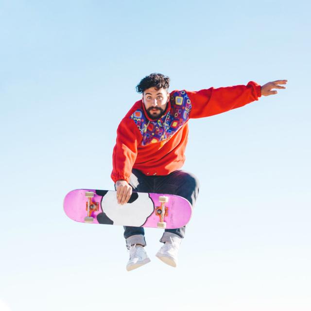 Hero slide 4